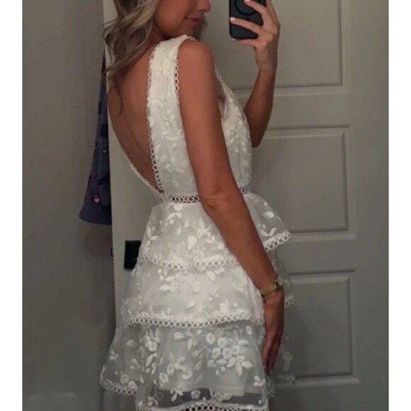 Lulus Look So Sweet White Embroidered Lace Mini Dress Size Small Bridal Tiered - Picture 2 of 10